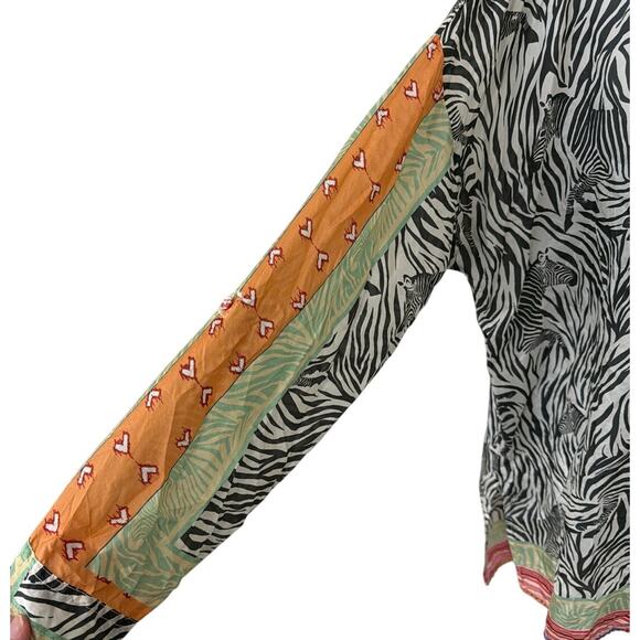 Johnny Was Alvena 100% Silk Tunic Blouse Zebra Print Size Medium - Picture 6 of 7